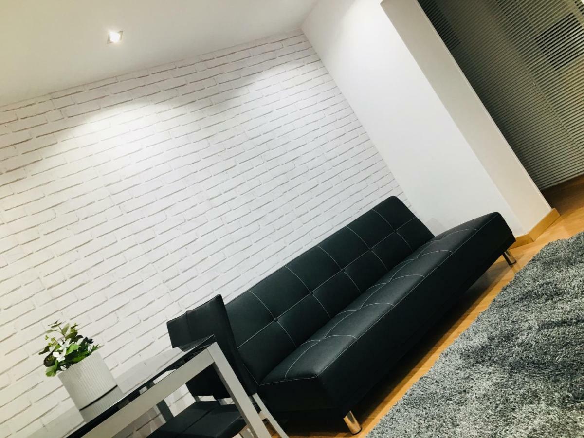 Apartamento Good Vibes Zaragoza Exterior photo