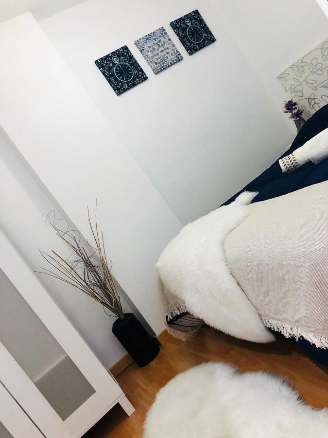 Apartamento Good Vibes Zaragoza Exterior photo