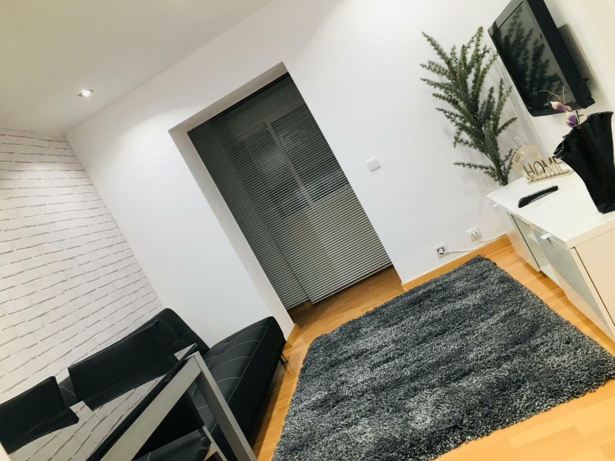 Apartamento Good Vibes Zaragoza Exterior photo