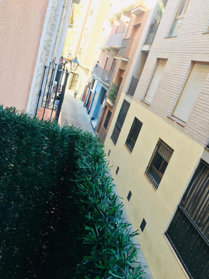 Apartamento Good Vibes Zaragoza Exterior photo