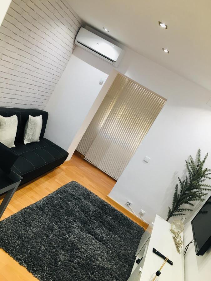 Apartamento Good Vibes Zaragoza Exterior photo